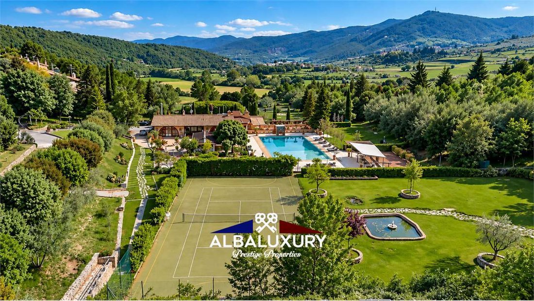Villa in Rignano sull'Arno, Tuscany, Italy 1 - 16197685