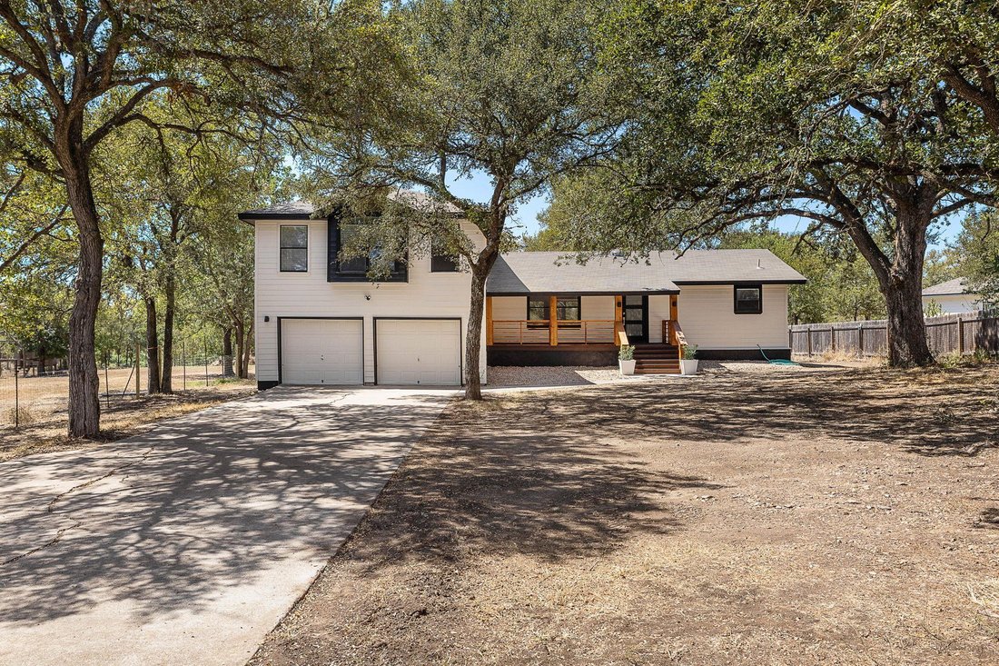 House in Cedar Creek, Texas, United States 1 - 18934230