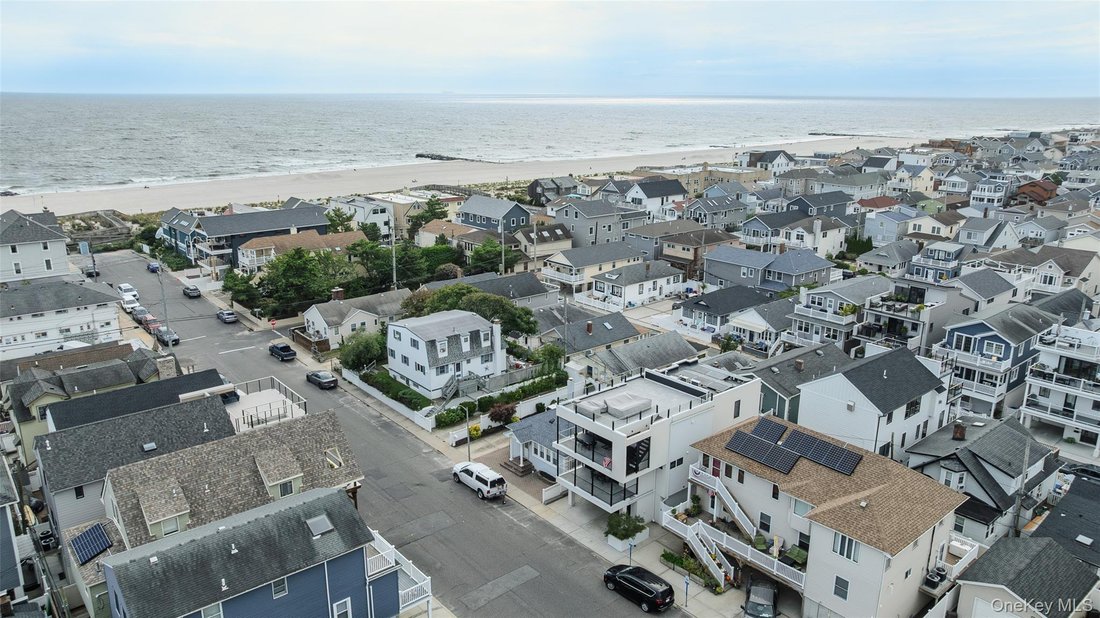 House in Long Beach, New York, United States 2 - 18934040