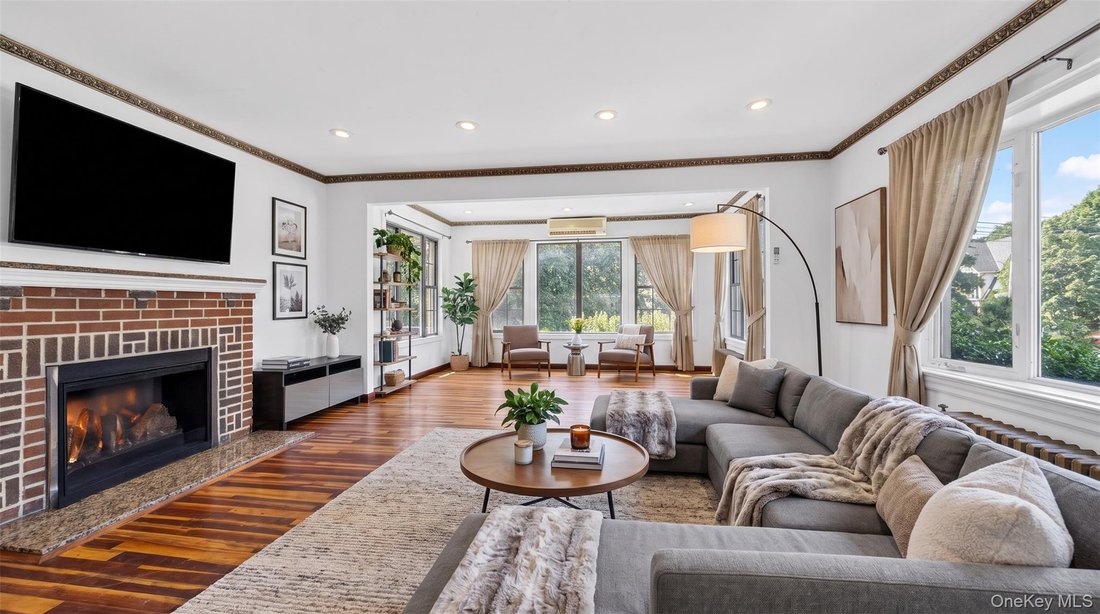 House in New York, New York, United States 4 - 18934019