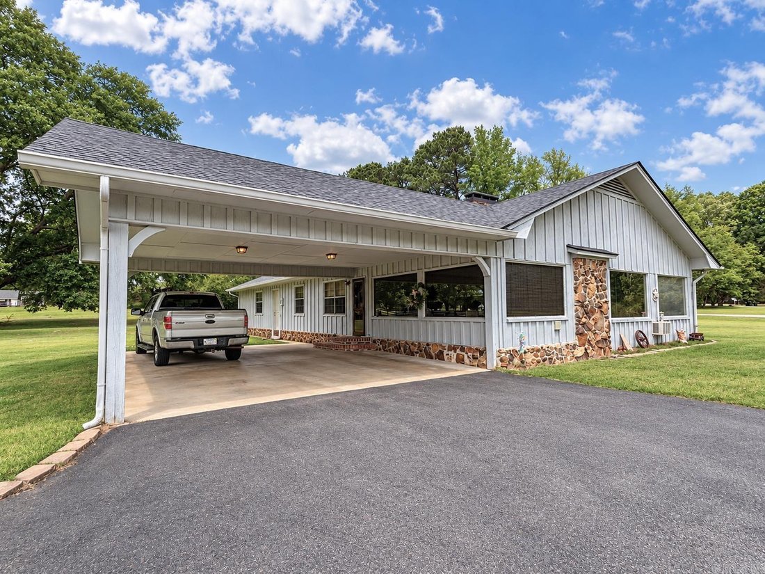 House in Sheridan, Arkansas, United States 4 - 18176616