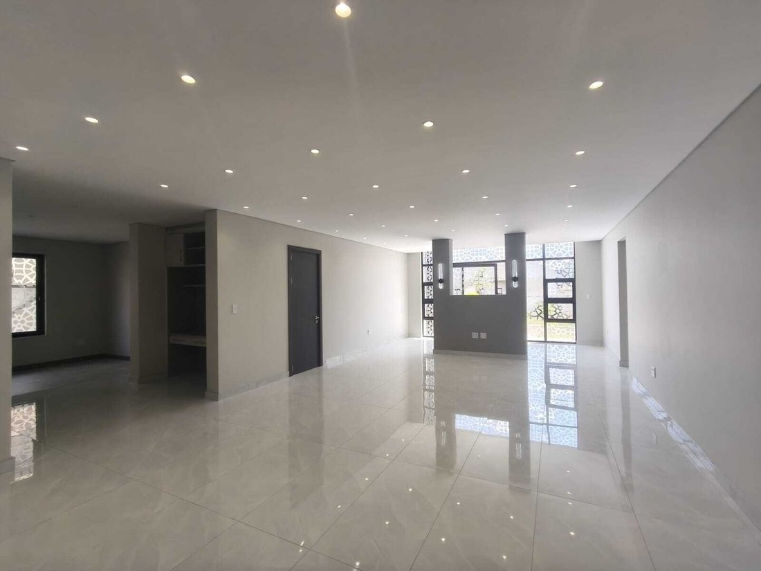 House in Raslouw AH, Gauteng, South Africa 4 - 18932729