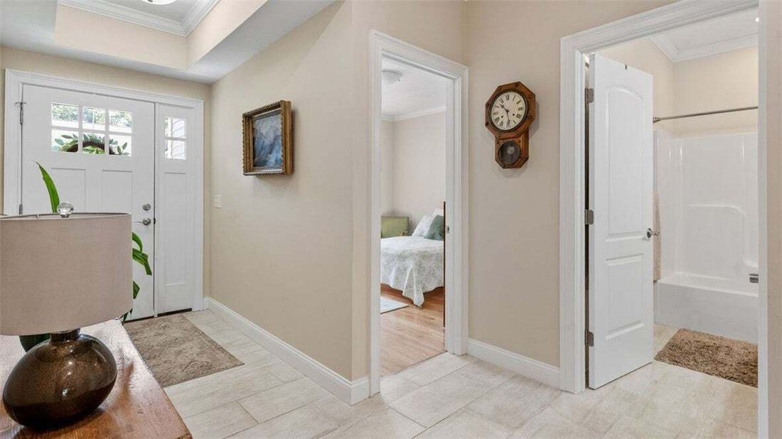 Condo in Lincoln, Rhode Island, United States 3 - 18933816