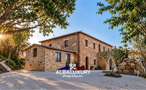 Villa in Chianciano Terme, Tuscany, Italy 1