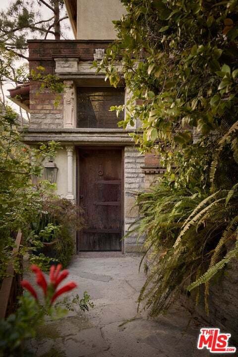 House in Los Angeles, California, United States 5 - 18933763