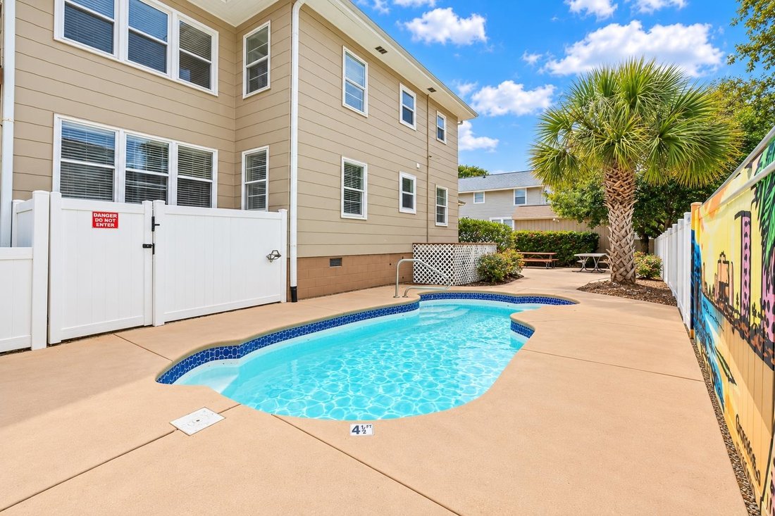 House in North Myrtle Beach, South Carolina, United States 5 - 18933469