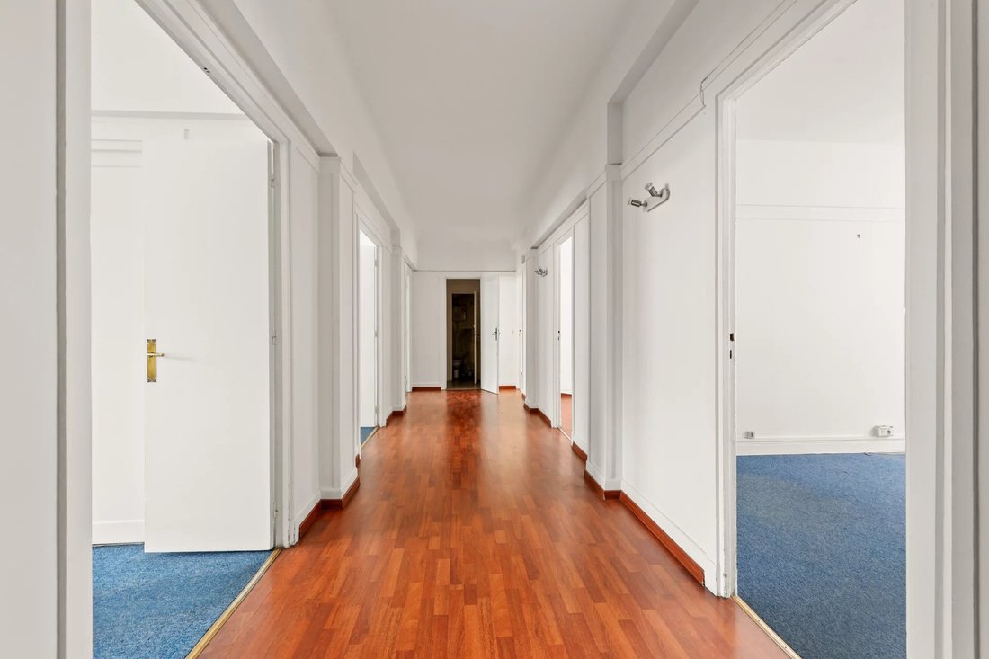 Apartment in Elysées-Madeleine, Paris 8e Arrondissement, Paris 3 - 18931864