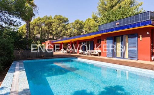 House in Gilet, Valencian Community, Spain 1
