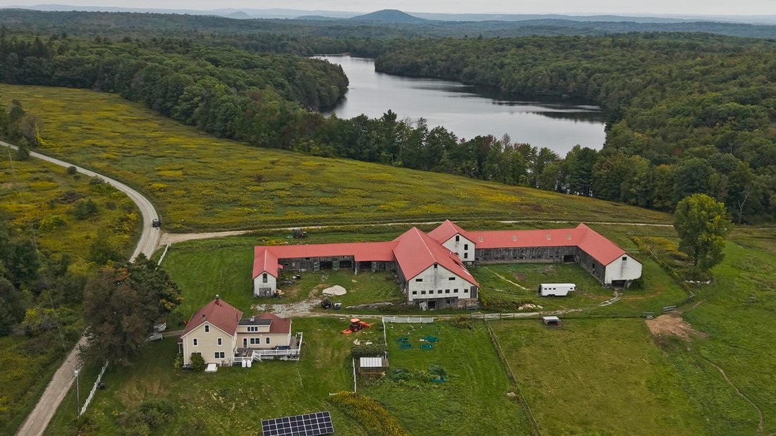 House in Blandford, Massachusetts, United States 4 - 18934429