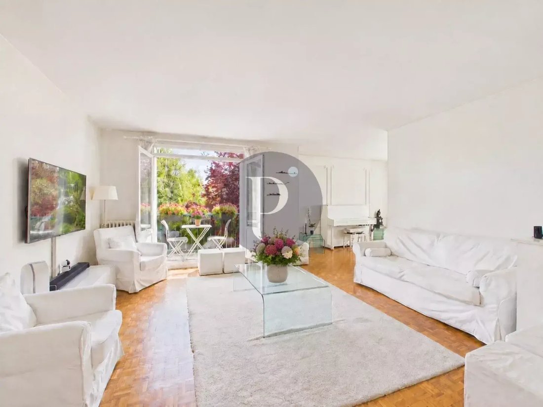 Apartment in Parc de Sceaux, Sceaux, France 1 - 18932016