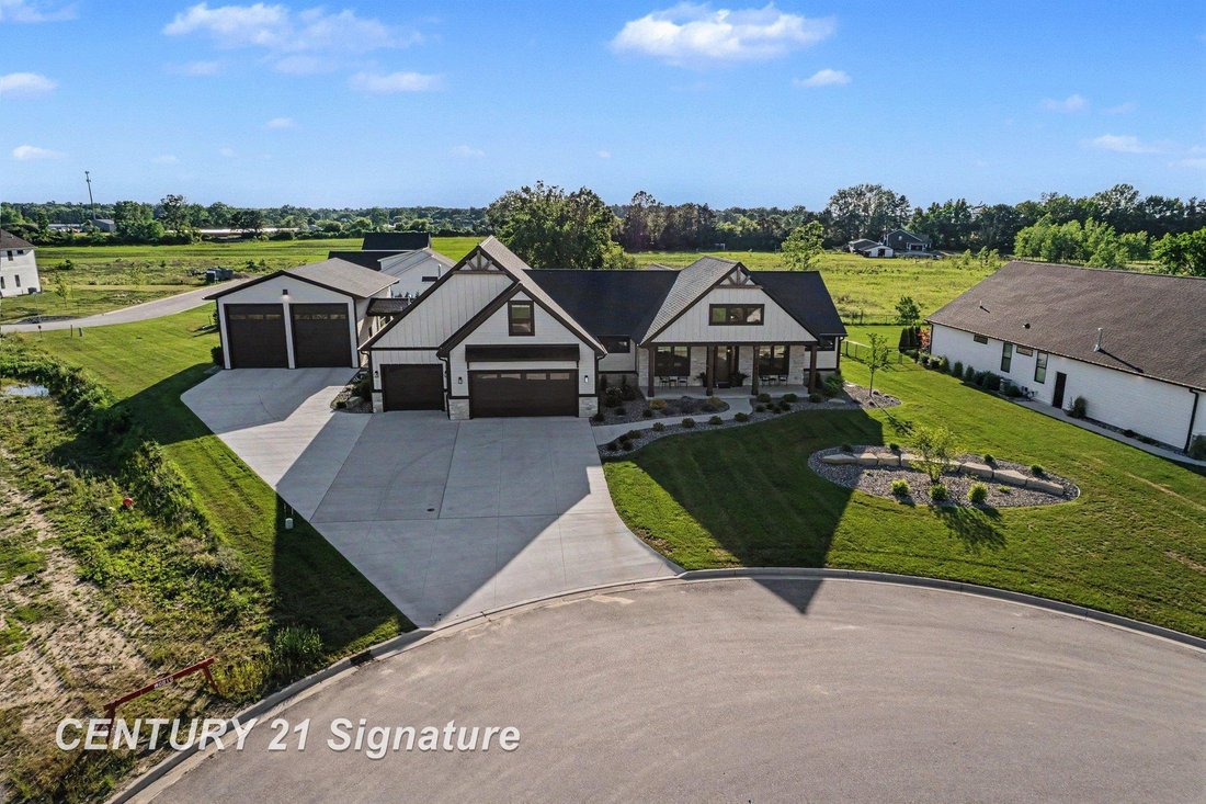 House in Freeland, Michigan, United States 5 - 18932111