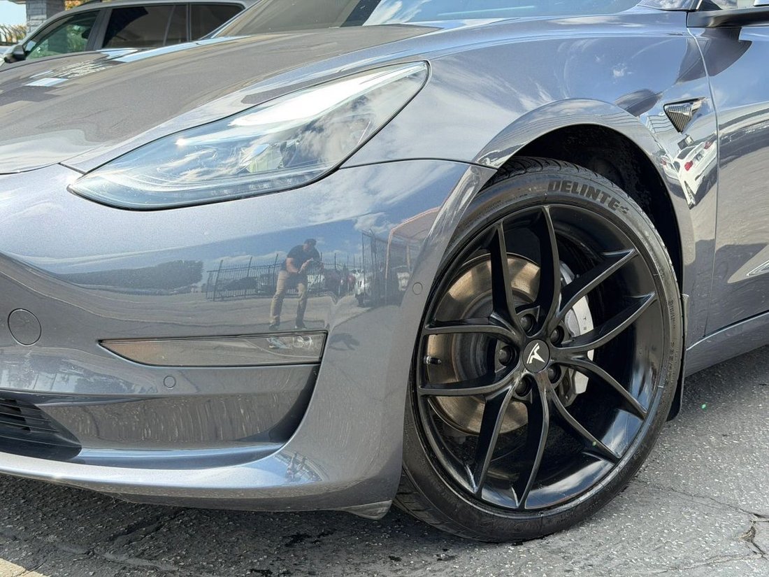 Sedan in Arleta, CA, United States 5 - 18932339