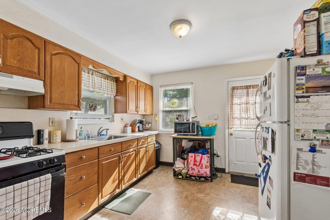 Point Pleasant Beach, New Jersey, United States 5 - 18933624