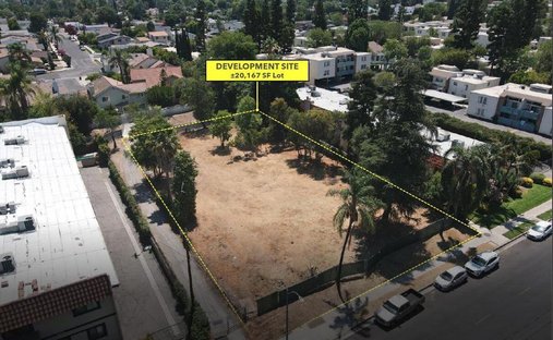 Land in Los Angeles, California, United States 1