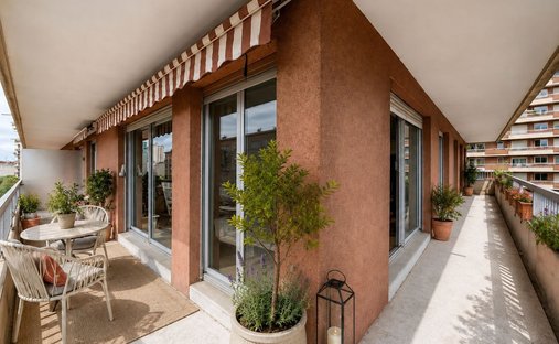 Apartment in Saint Lambert, Paris 15e Arrondissement, Paris 1