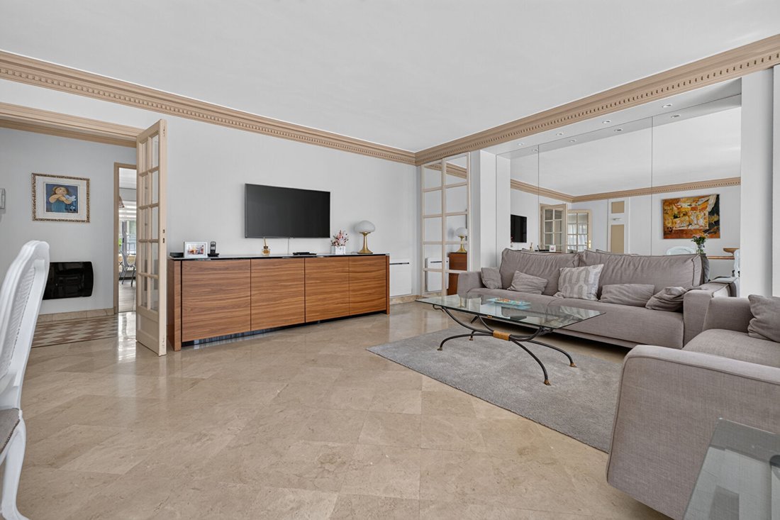 Apartment in Les Lilas, Ile-de-France, France 3 - 18932693