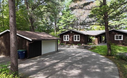 House in Legend Lake, Wisconsin, United States 1