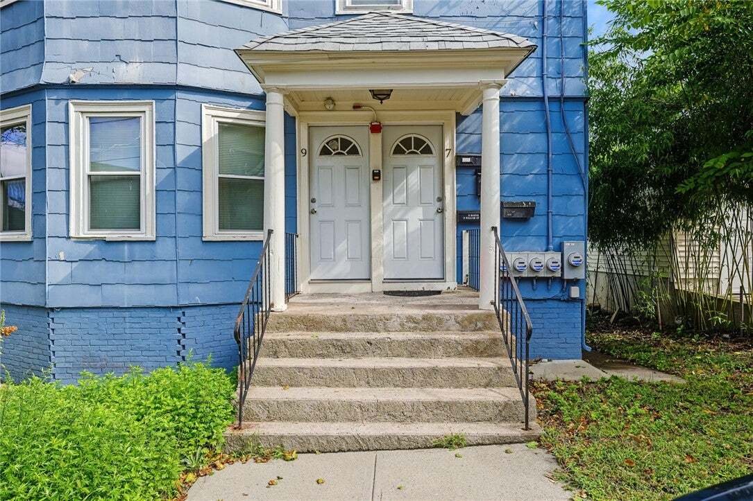 Pawtucket, Rhode Island, United States 3 - 18933826