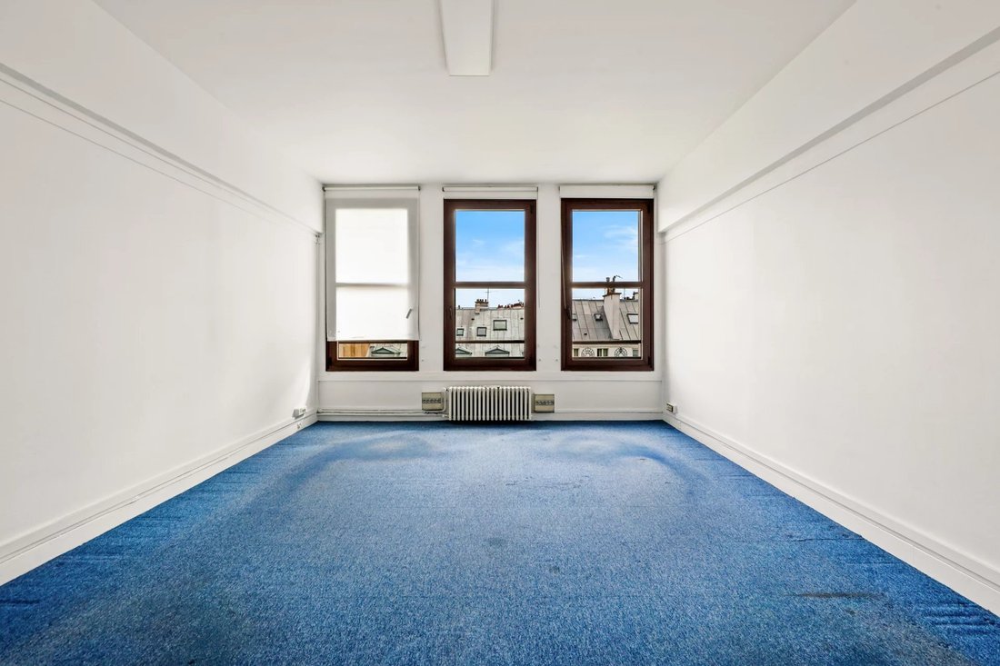 Apartment in Elysées-Madeleine, Paris 8e Arrondissement, Paris 4 - 18931864