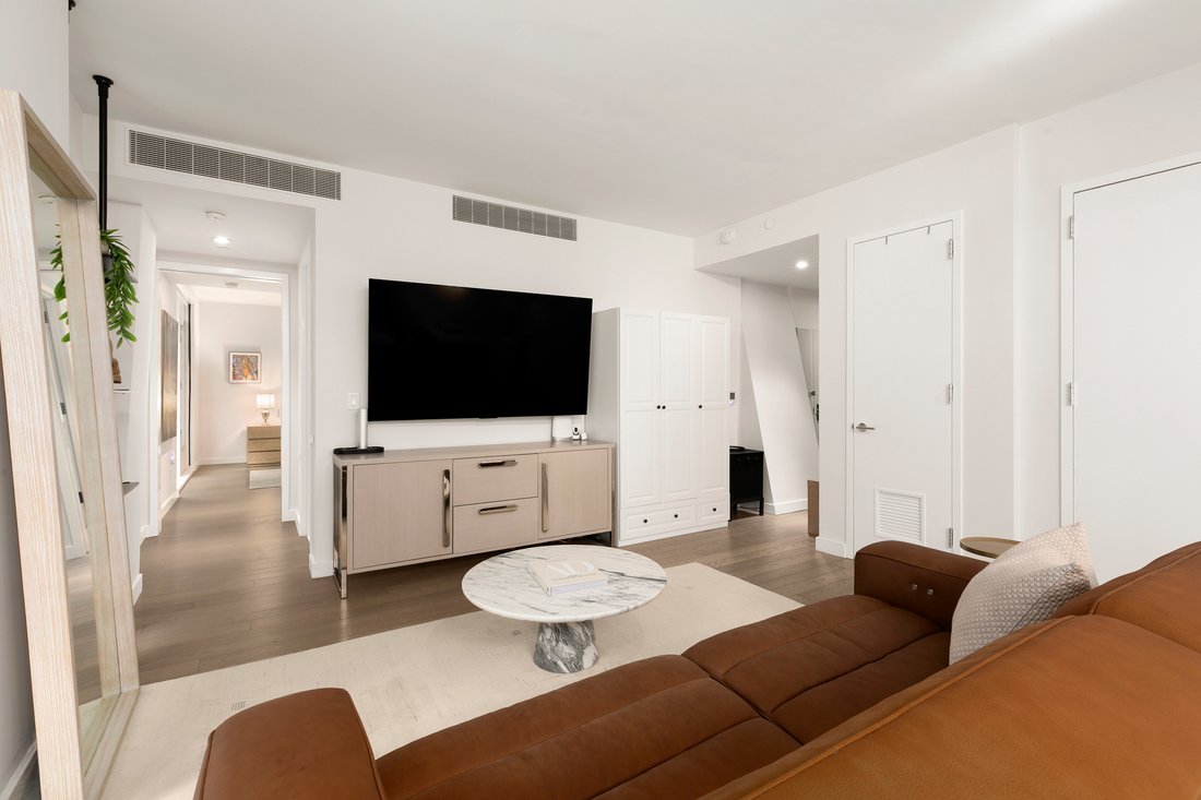 Condo in New York, New York, United States 5 - 18934893