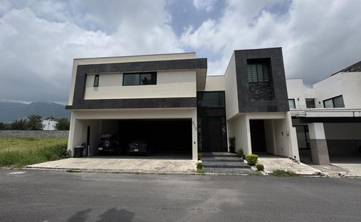 House in Monterrey, Nuevo Leon, Mexico 1