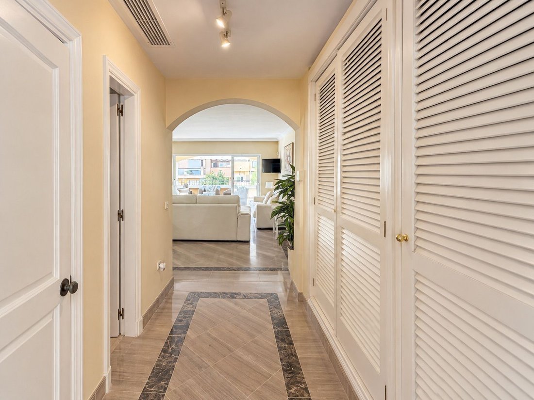 Apartment in Elviria-Cabopino, Marbella, Spain 2 - 18935694