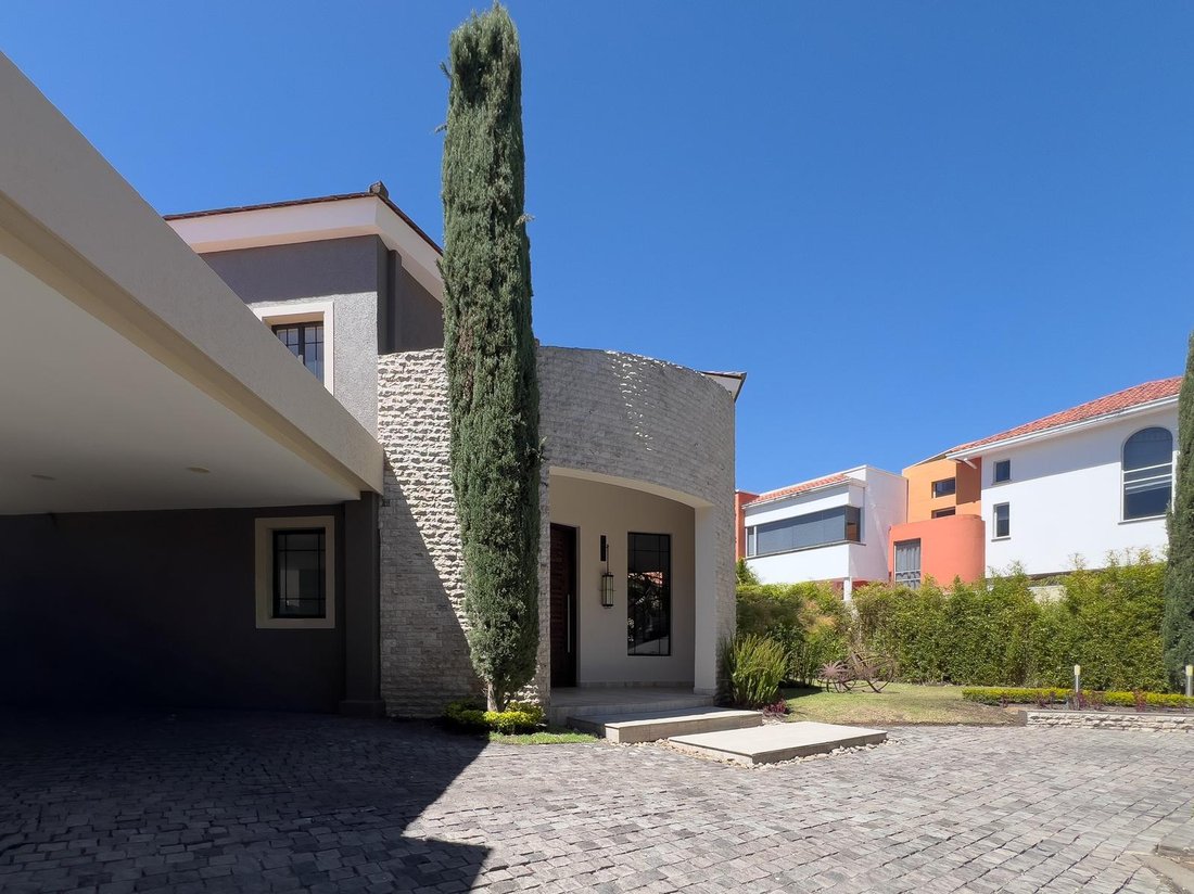 House in Quito, Pichincha, Ecuador 2 - 18932817