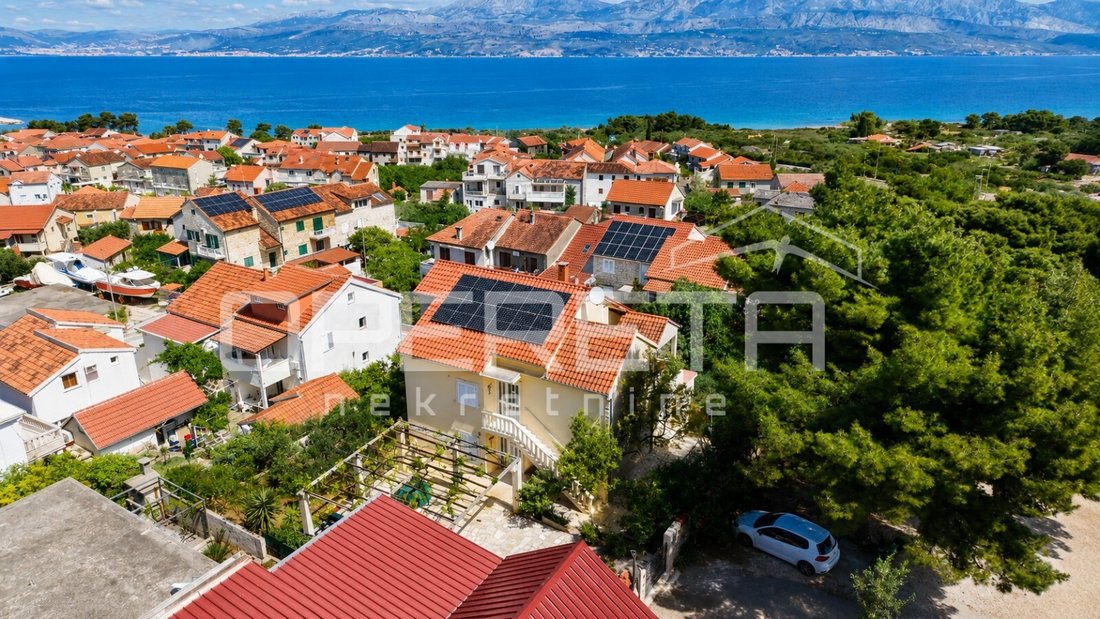 House in Supetar, Split-Dalmatia County, Croatia 1 - 18935359