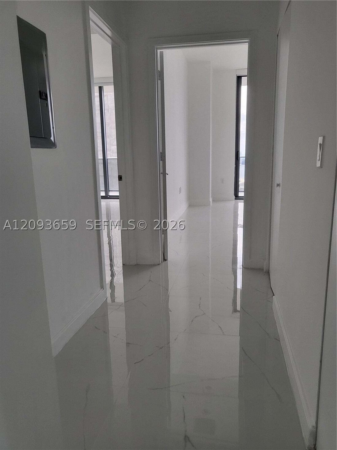 Condo in Miami, Florida, United States 4 - 18934325