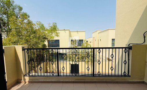 Villa in Nad Al Sheba, Dubai, United Arab Emirates 1