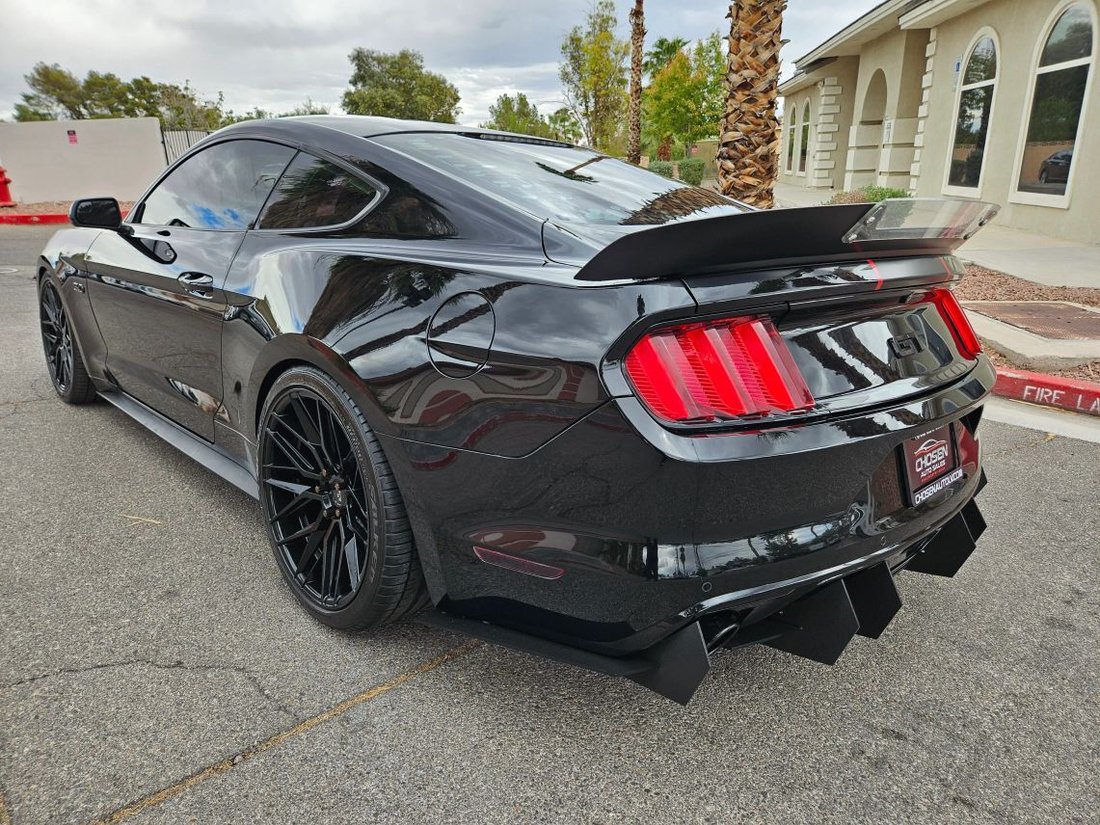 Coupe in Las Vegas, NV, United States 5 - 18932351