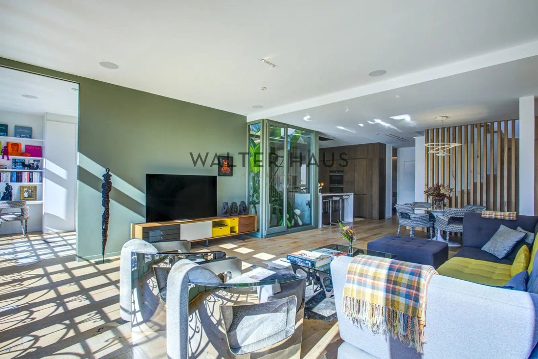 Apartment in Eixample, Barcelona, Spain 2 - 18935625