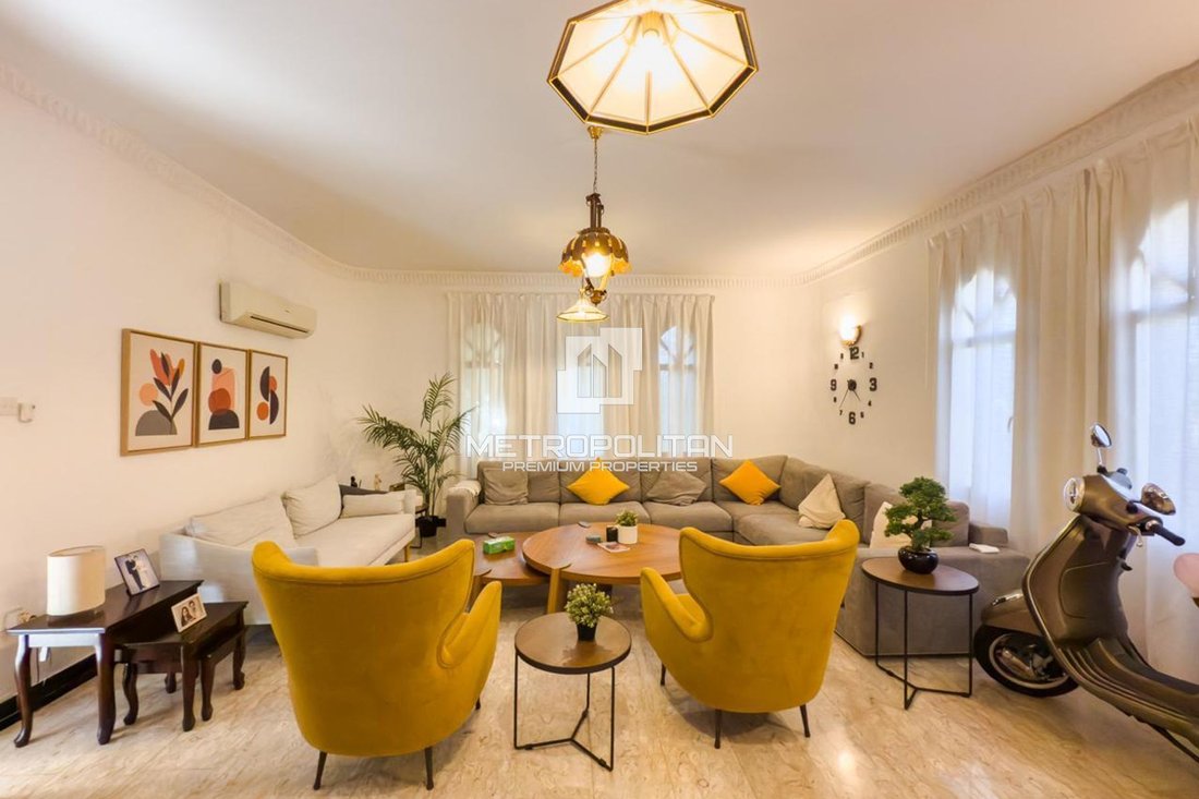Villa in Mirdif, Dubai, United Arab Emirates 2 - 18932047