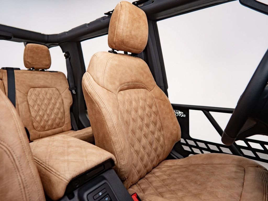 Ford Bronco 4X4 in Fort Lauderdale, FL, United States 5 - 18935468