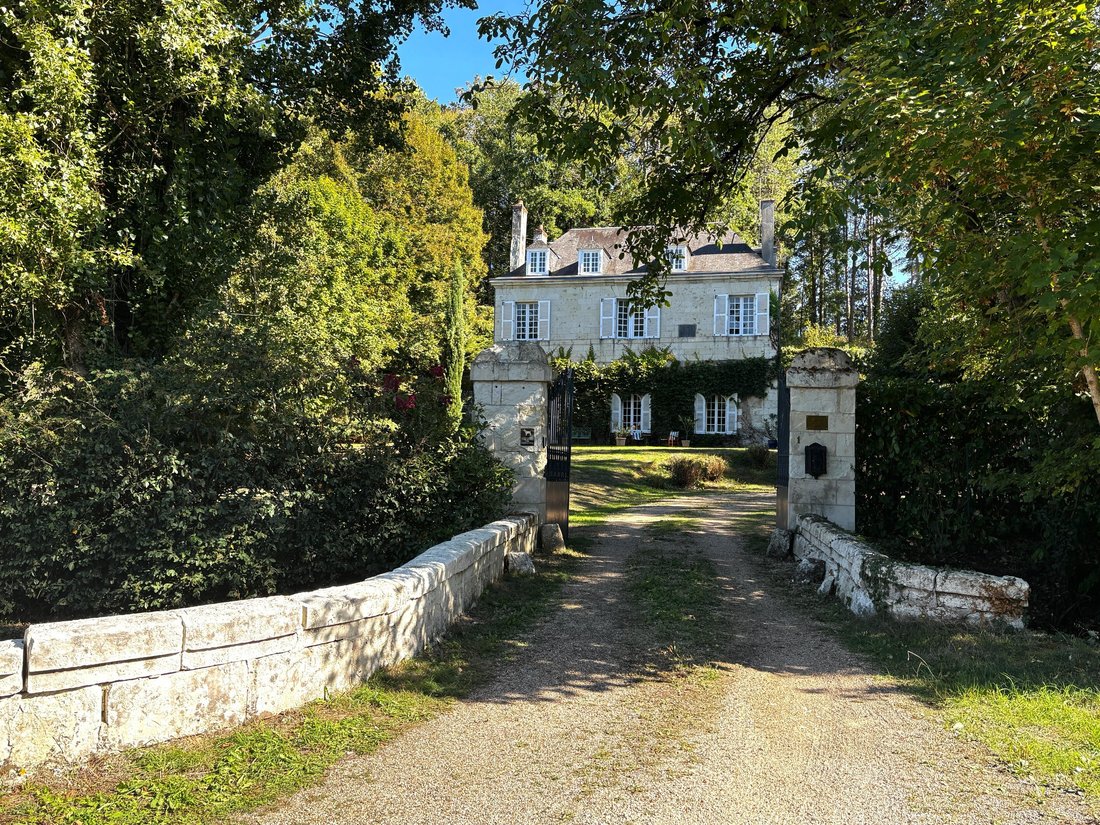 House in Ange, Centre-Val de Loire, France 1 - 18935598
