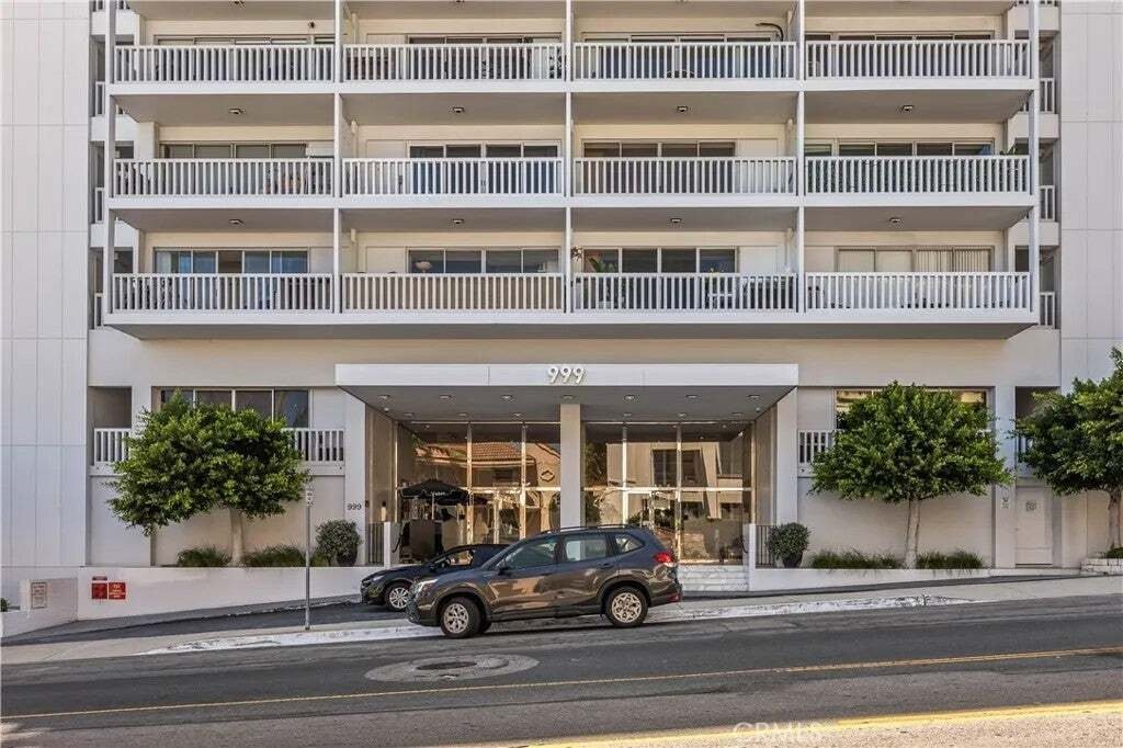 Condo in Los Angeles, California, United States 2 - 18934740