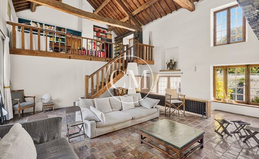 Villa in Mezieres-sur-Seine, Ile-de-France, France 1