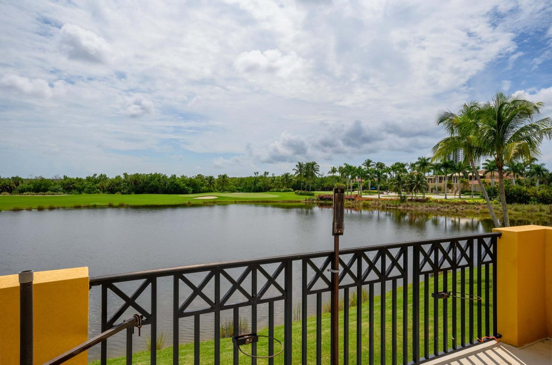 Condo in Naples, Florida, United States 3 - 18933629