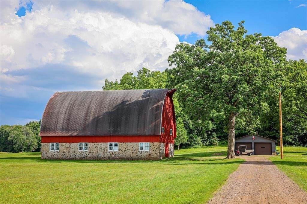 House in Chippewa Falls, Wisconsin, United States 2 - 18933754