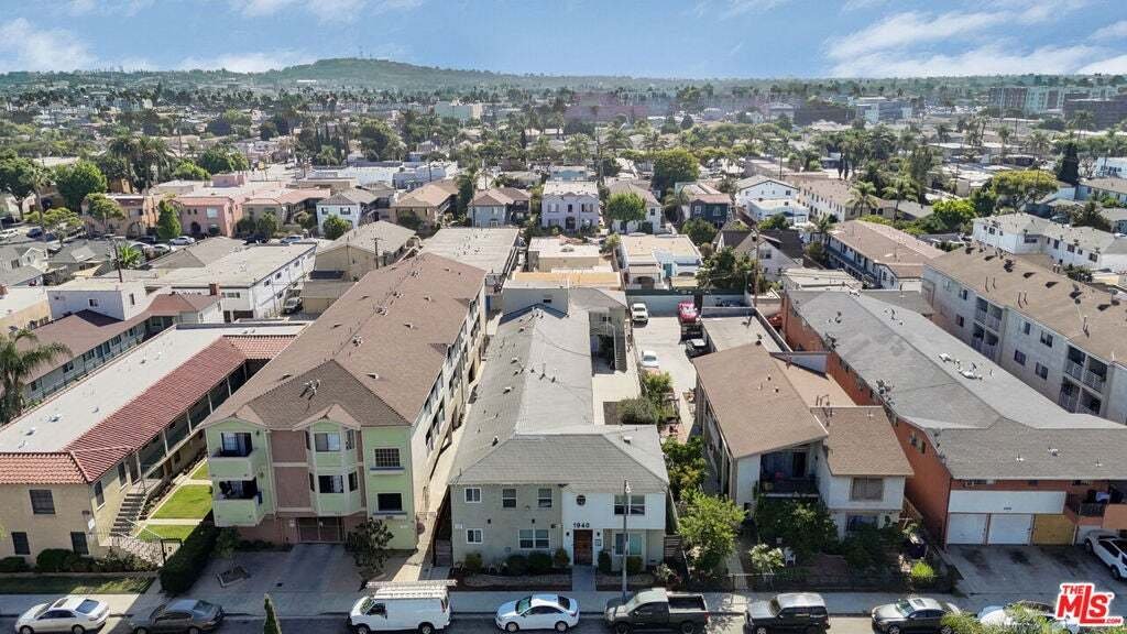 Signal Hill, California, United States 4 - 18933781