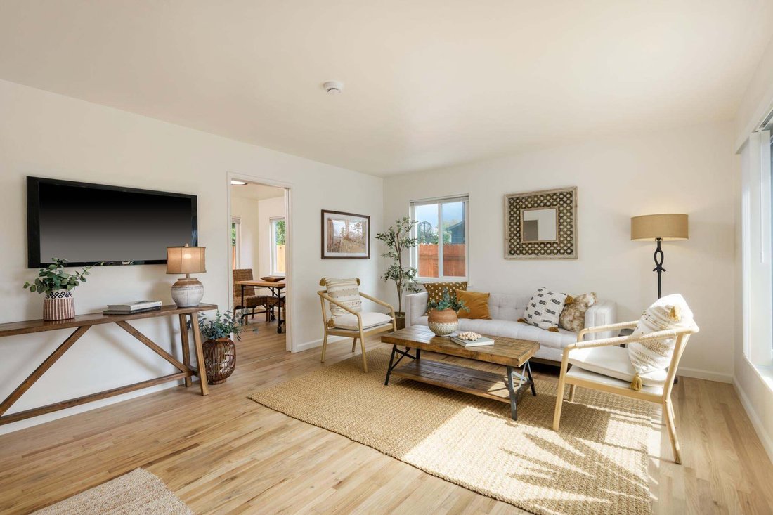 Santa Barbara, California, United States 4 - 18933675