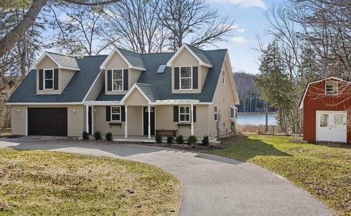House in Charlevoix, Michigan, United States 1