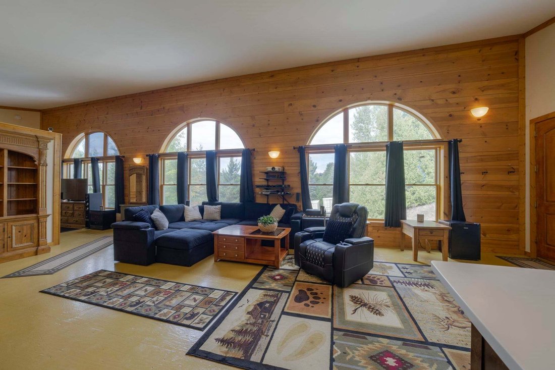 House in Suttons Bay, Michigan, United States 4 - 18935049