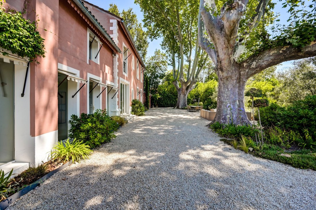 House in Eygalières, Provence-Alpes-Côte d'Azur, France 4 - 18935226