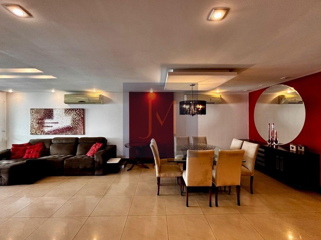 Apartment in Niterói, State of Rio de Janeiro, Brazil 2 - 18933252