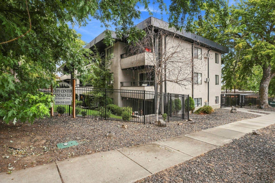Spokane, Washington, United States 3 - 18933619
