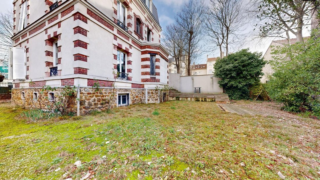 Villa in Centre, Nanterre, France 4 - 18932702
