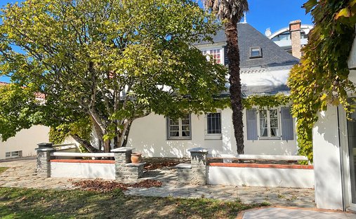 Villa in Saint Gilles-Centre Ville, Saint-Gilles-Croix-de-Vie, France 1