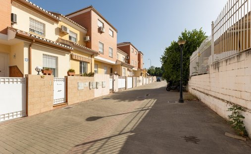 House in Chana, Granada, Spain 1