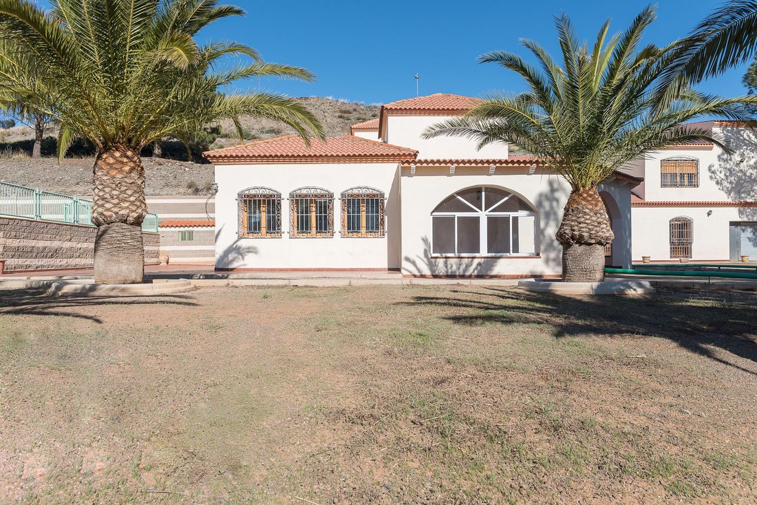 Farm Ranch in Las Tres Villas, Andalusia, Spain 4 - 18935711